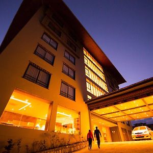 Ariya Hotel